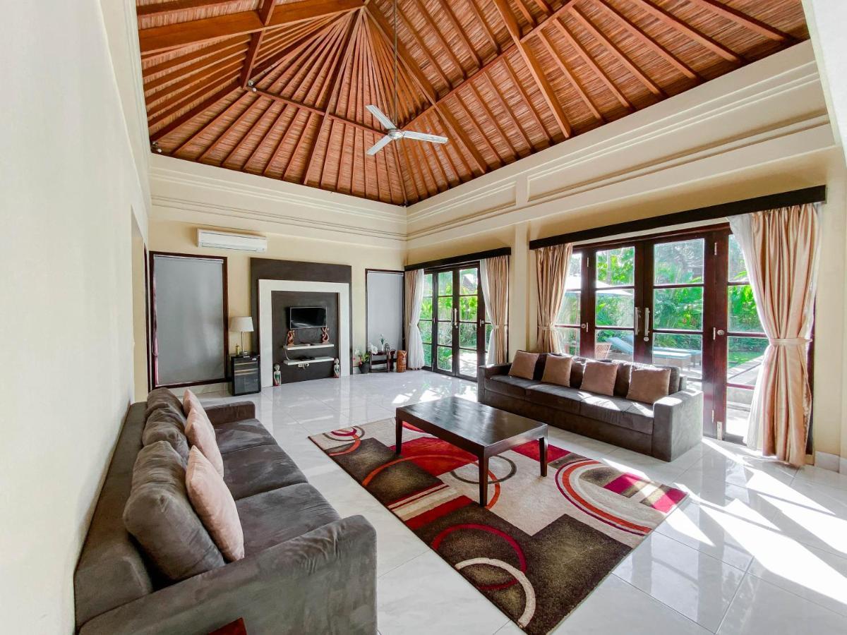 Cometa Villas Seminyak By Premier Hospitality Asia Exterior foto