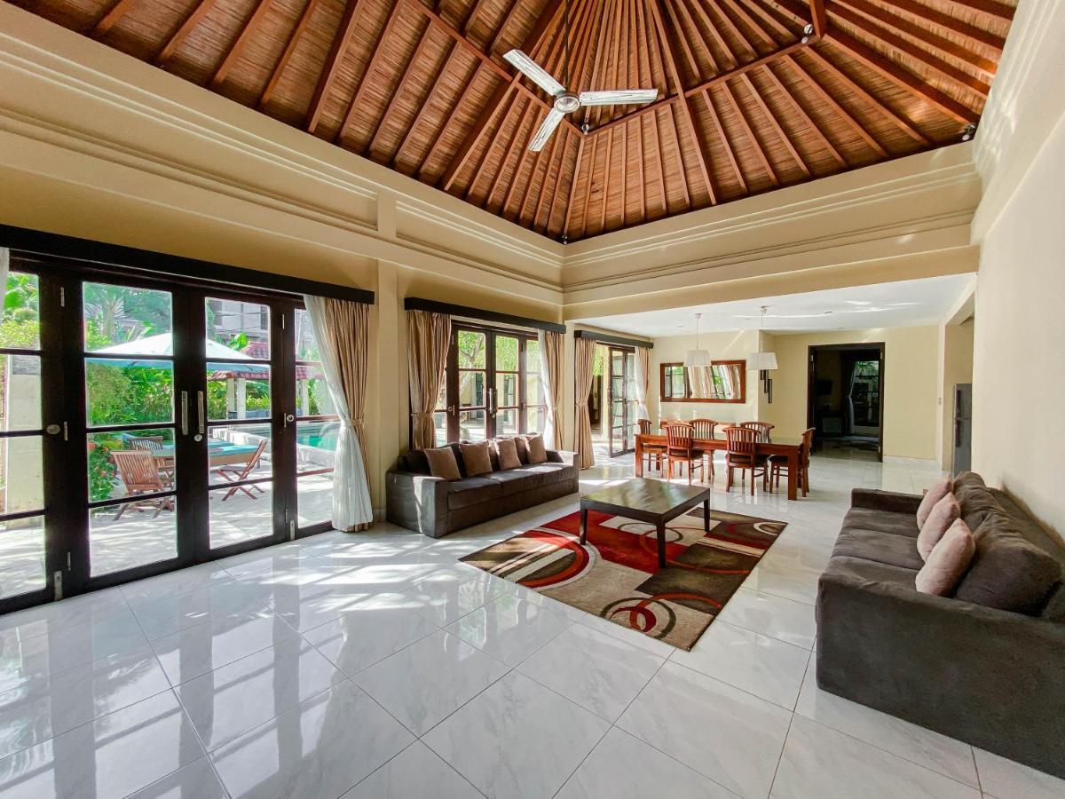 Cometa Villas Seminyak By Premier Hospitality Asia Exterior foto